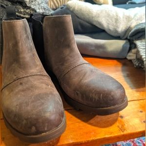 Sorel Emelie Chelsea boots